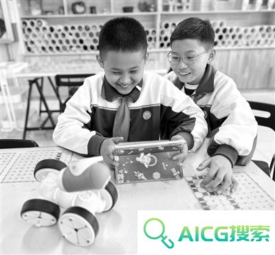 统筹城乡资源助力人工智能教育普及