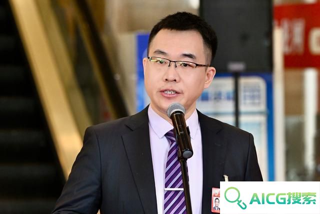 王喆委员：以人工智能资源优势，提升助老服务能级