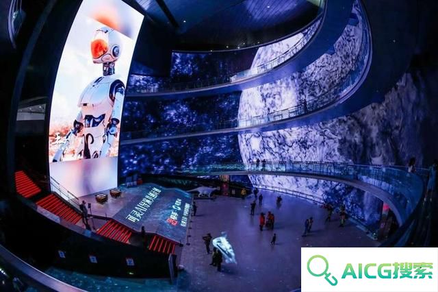 当导演与AI“共创”，能打造出怎样的电影短片？